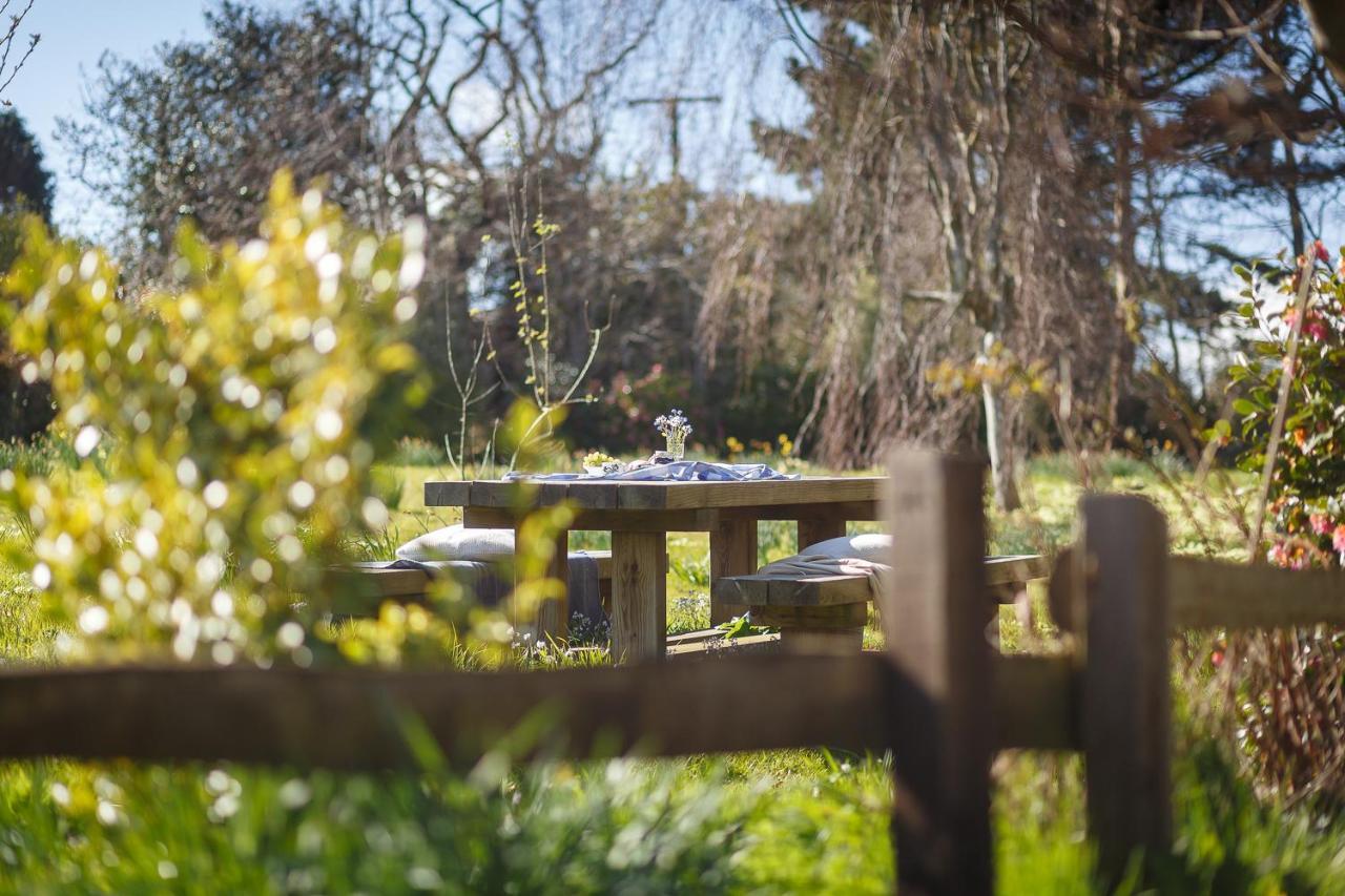 The Snug At Cornish Barn Holidays Труро Экстерьер фото